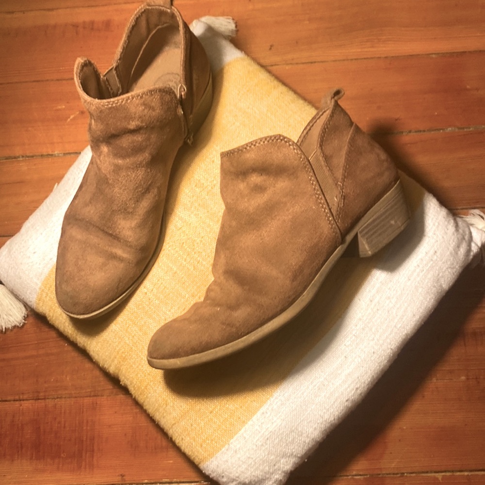 Brown ankle boots